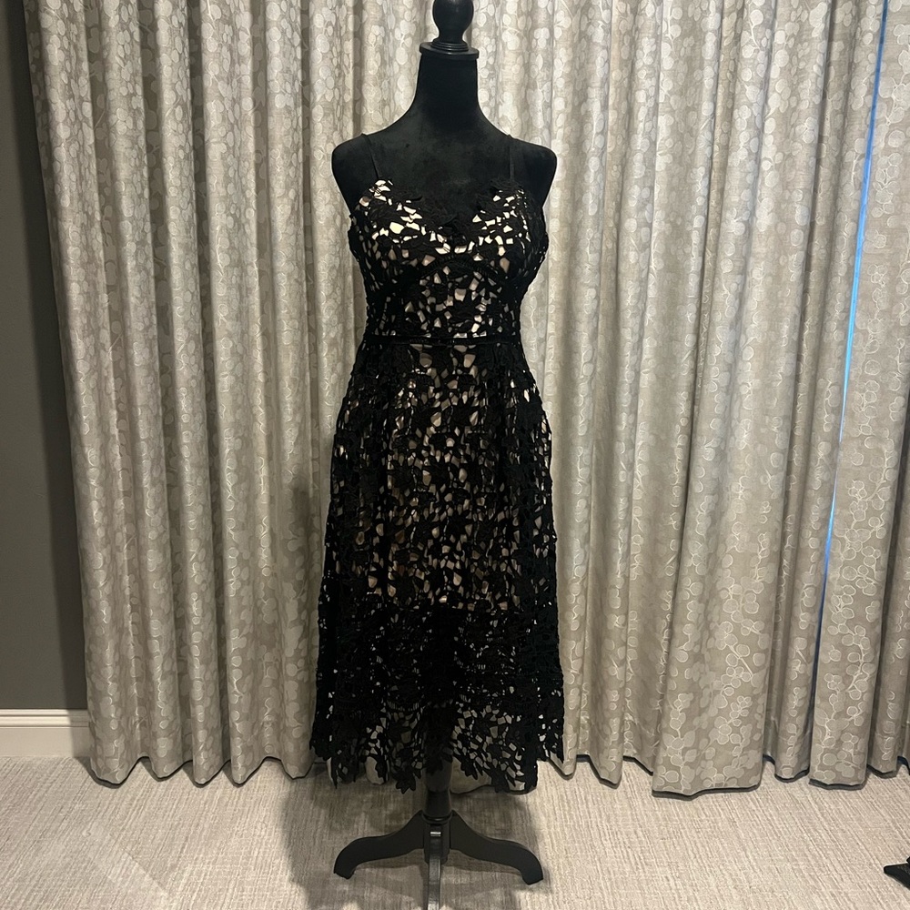 Elegant Black Lace Dress